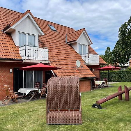 Ferienwohnungen Wiek, Haus Luv & Lee Wiek auf Ruegen Ngoại thất bức ảnh