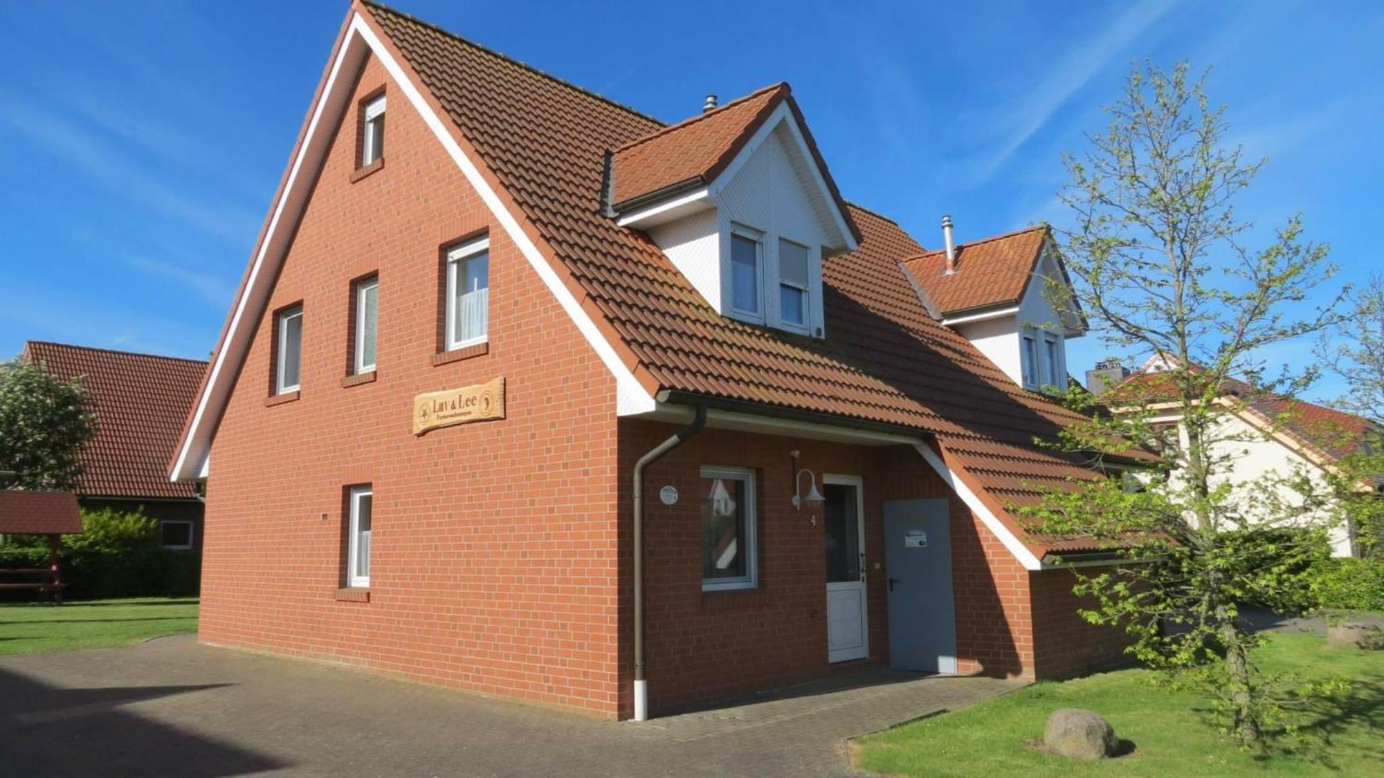 Ferienwohnungen Wiek, Haus Luv & Lee Wiek auf Ruegen Ngoại thất bức ảnh