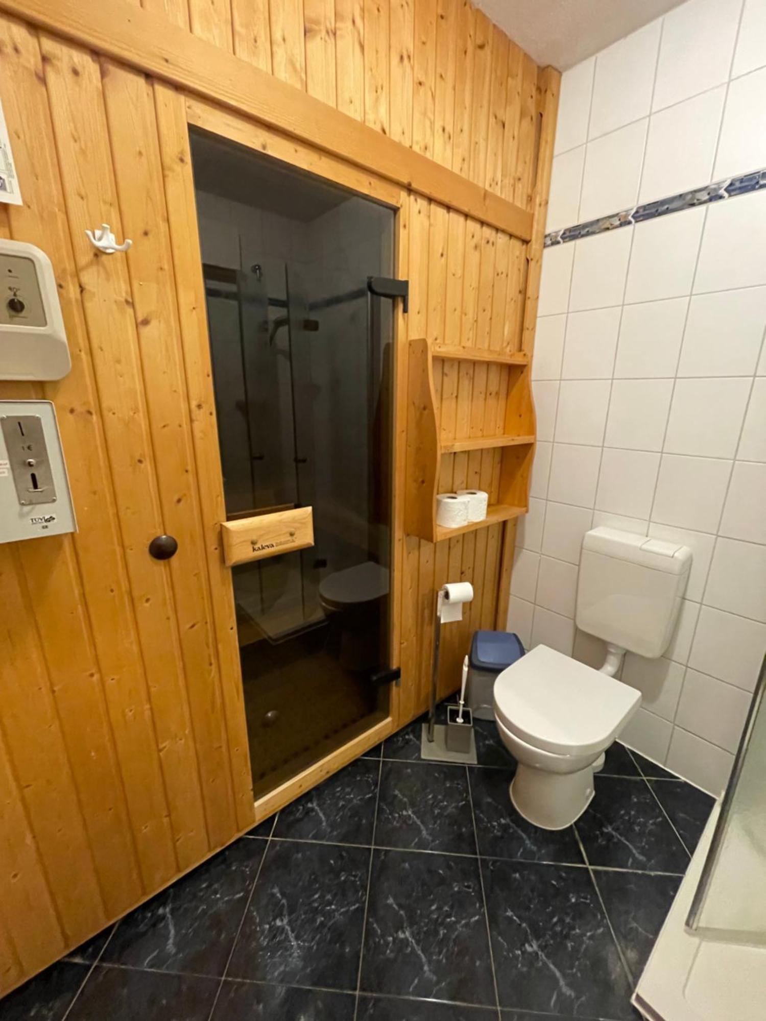 Ferienwohnungen Wiek, Haus Luv & Lee Wiek auf Ruegen Ngoại thất bức ảnh