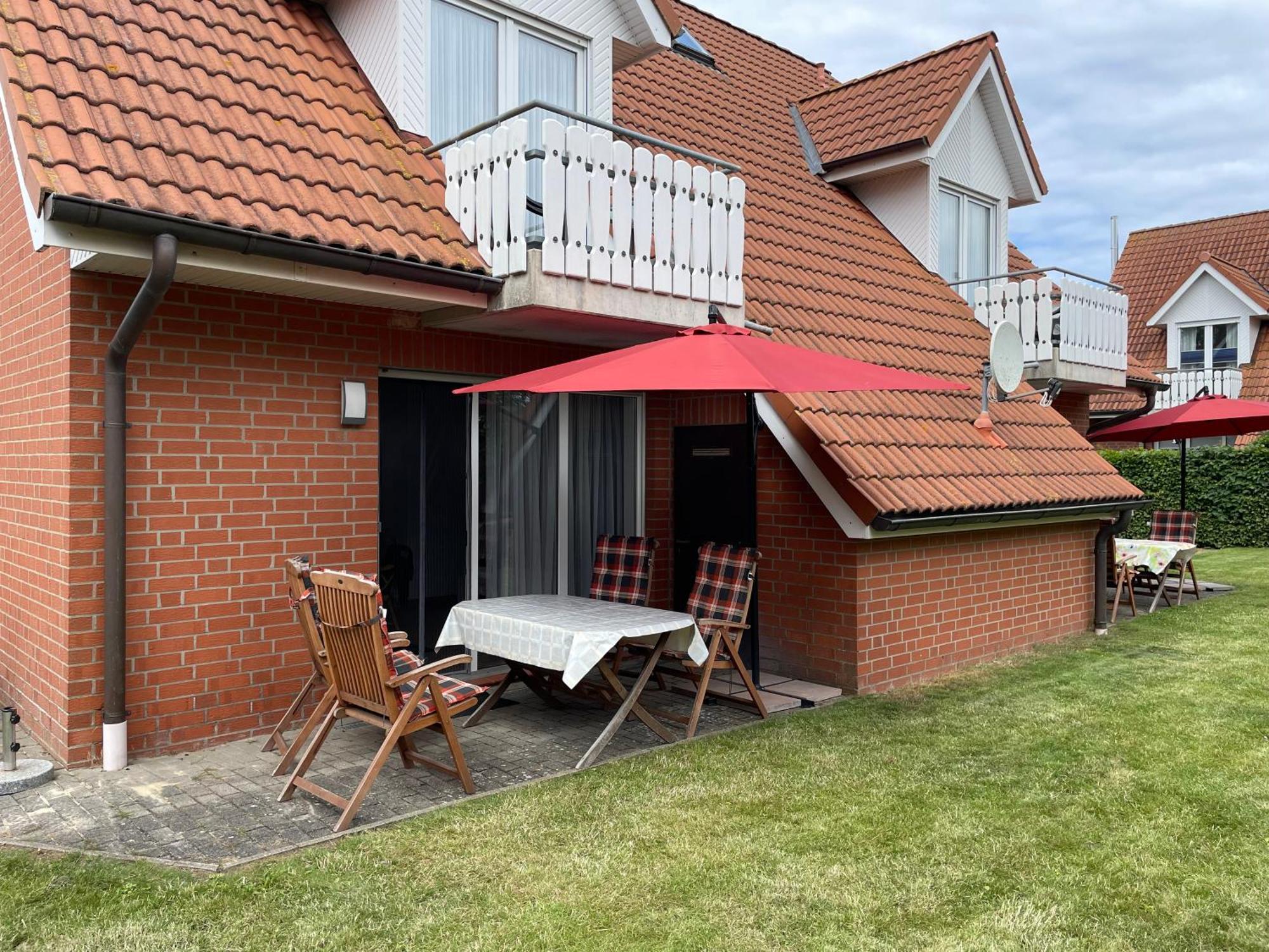 Ferienwohnungen Wiek, Haus Luv & Lee Wiek auf Ruegen Ngoại thất bức ảnh