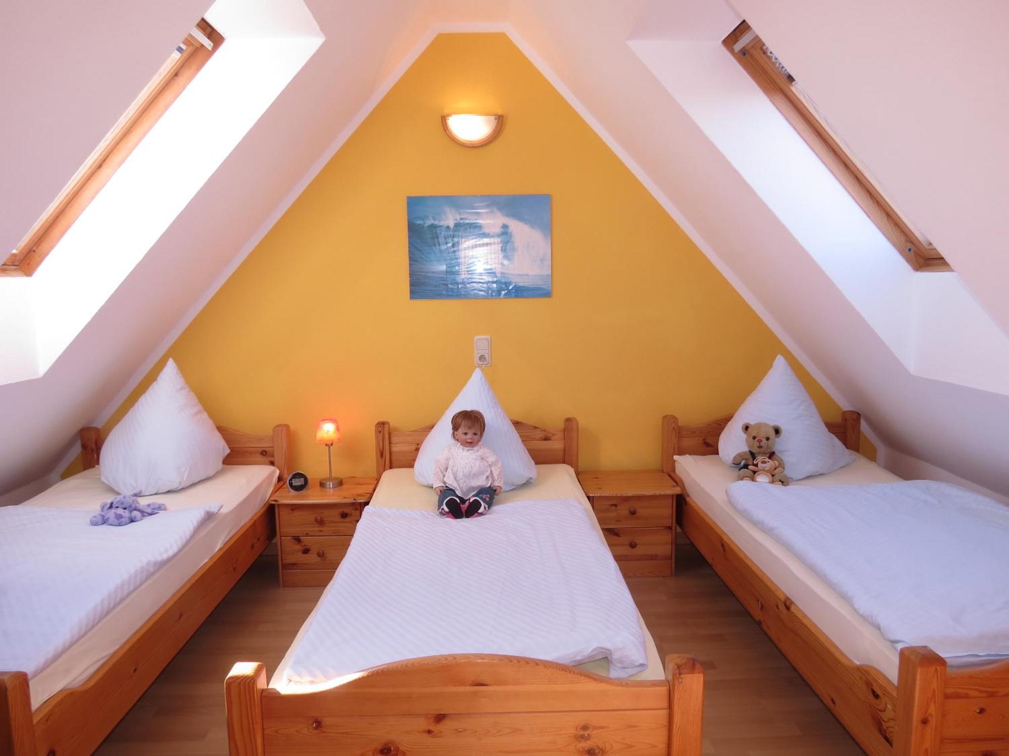 Ferienwohnungen Wiek, Haus Luv & Lee Wiek auf Ruegen Ngoại thất bức ảnh