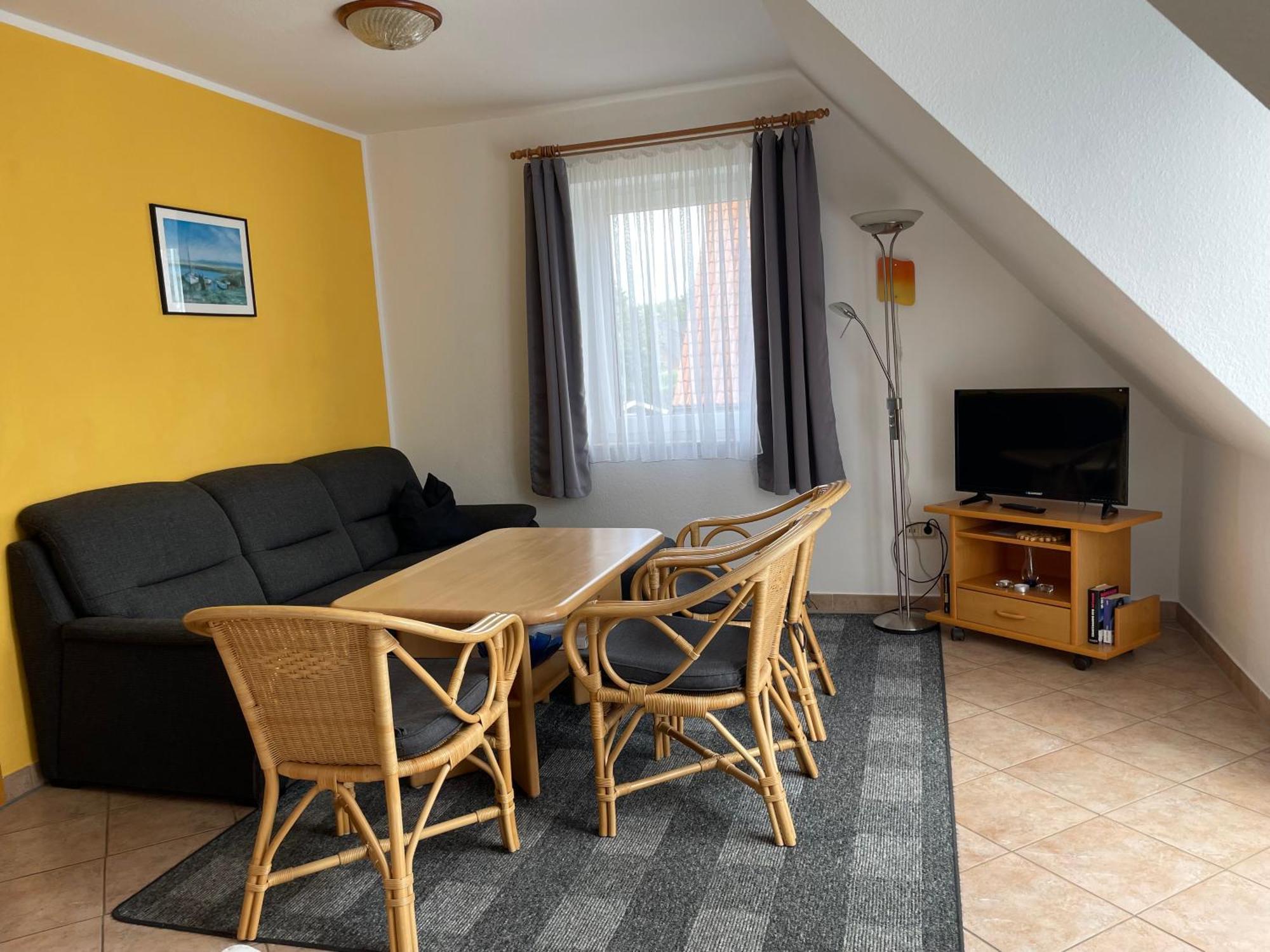 Ferienwohnungen Wiek, Haus Luv & Lee Wiek auf Ruegen Ngoại thất bức ảnh